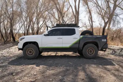 DV8 Offroad Universal Truck Bed Tire Carrier & Accessory Mountblack