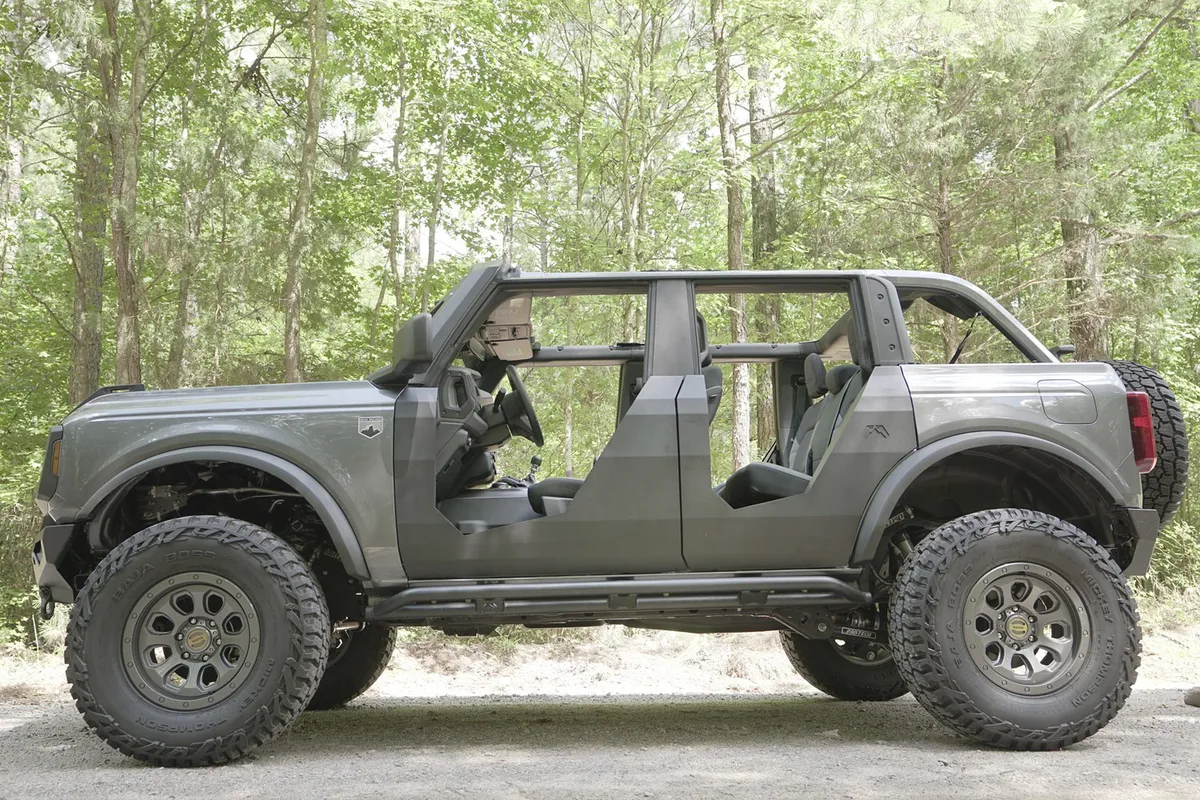 21c Bronco 4 Door Trail Doors Matte Black product image