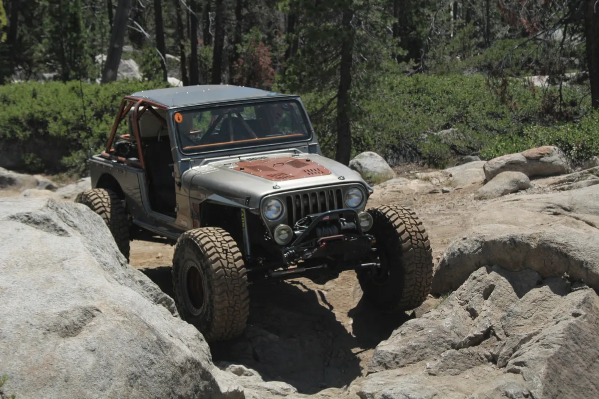 Diamond Series Hood Vent for Jeep TJ Wrangler product image