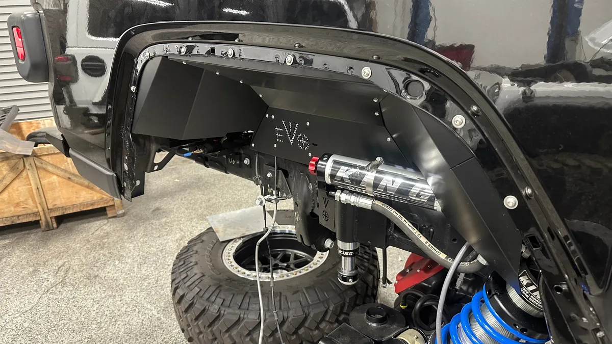 Evo Manufacturing Rear Aluminum Inner Fenders - Black - JT product image