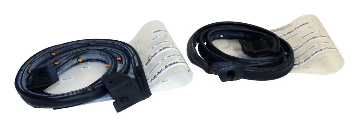 Door Weatherstrip Kit For 19972006 Jeep TJ Wrangler w/ Half Steel Doors product image