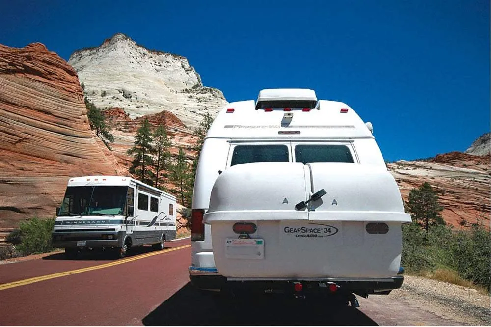 GearSpace Slideout Cargo Carrier -Light Gray product image