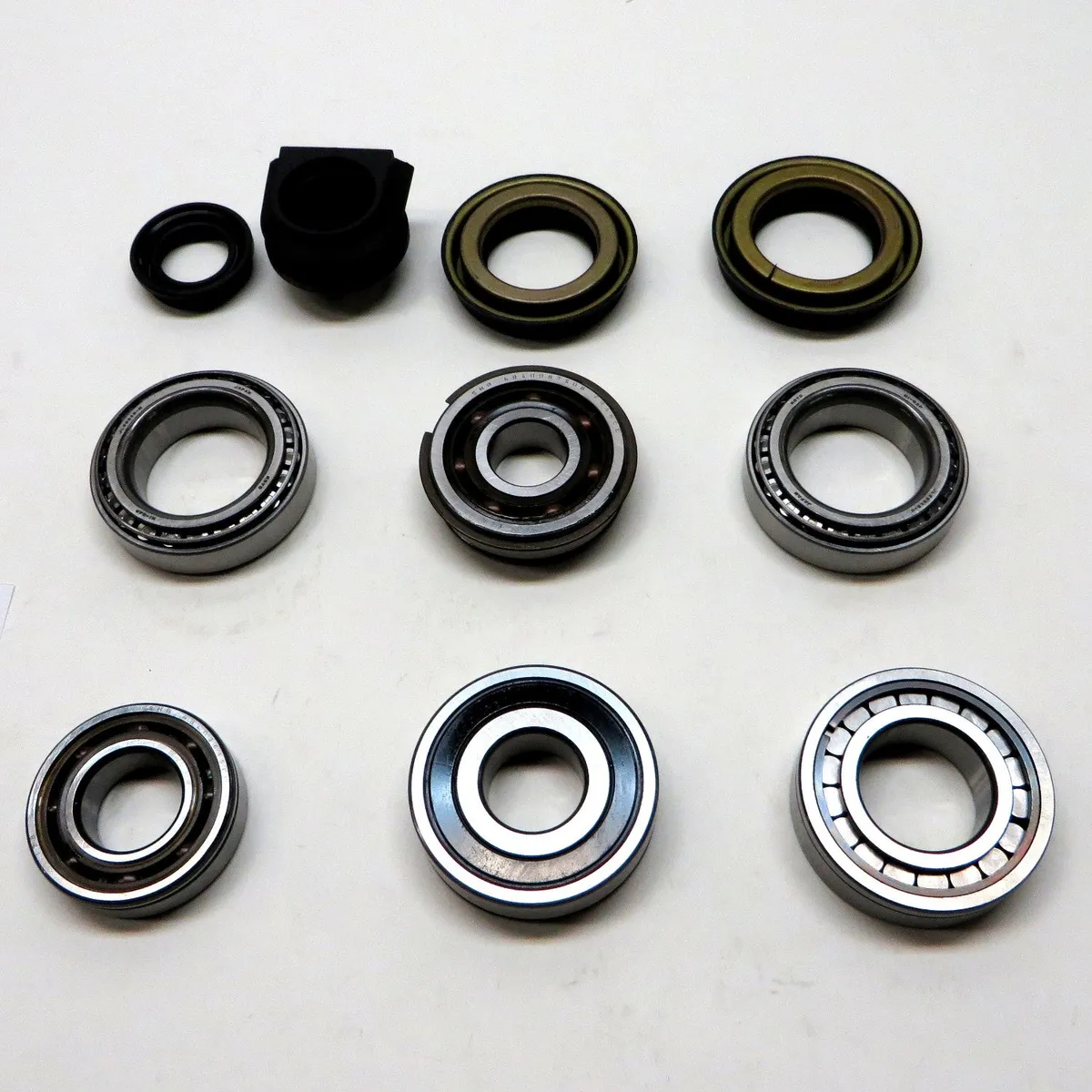 Yukon Gear and Axle USA Standard Manual Transmission Bearing Kit 2002-2004 Mini Cooper 5-Spd. m t Bearing Kit 02- 04 mi