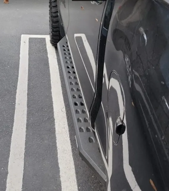 19c Silverado 1500/Sierra 1500 Crew Cab Rb20 Steel Running Boards W/Black Textured Powdercoat product image