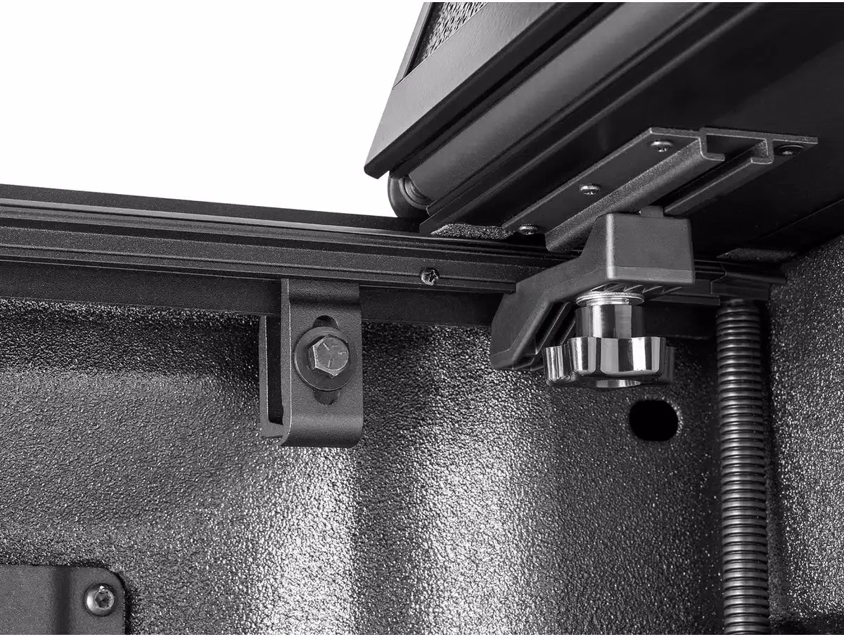 24c Tacoma 6ft Bakflip F1 Folding Tonneau Cover Black product image