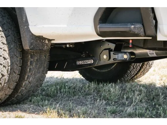 Cognito SM Series LDG Traction Bar Kit For 2020-2024 Silverado/Sierra 2500/3500 2WD/4WD with 0-4.0-Inch Rear Lift Height product image