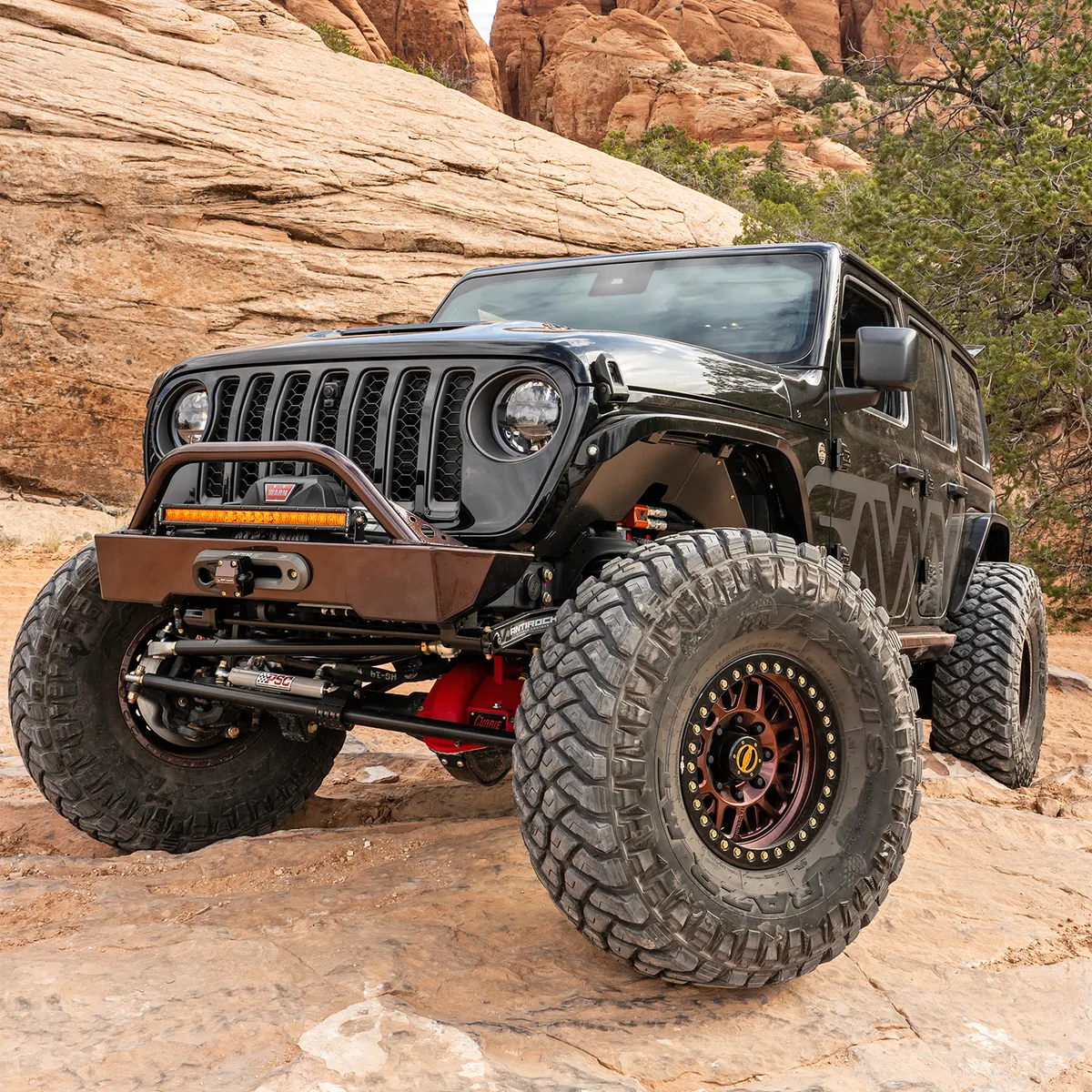 18c Wrangler/20c Gladiator Krawler Lite Front Bumper With Hoop Raw product image