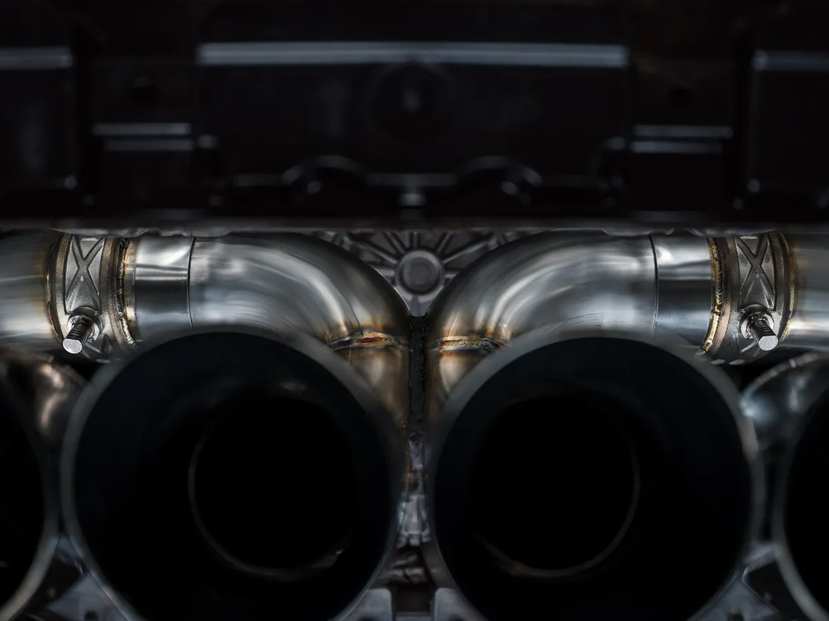 AWE SwitchPath Exhaust for C8 Corvette Z06 - Diamond Black Tips product image