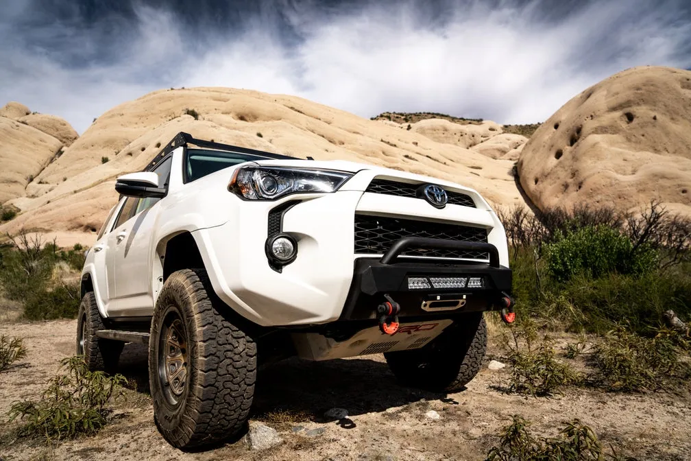 HiLine Front Winch Bumper; 3/16 in. Plate Bumper; 1/4 in. Winch Mount; product image