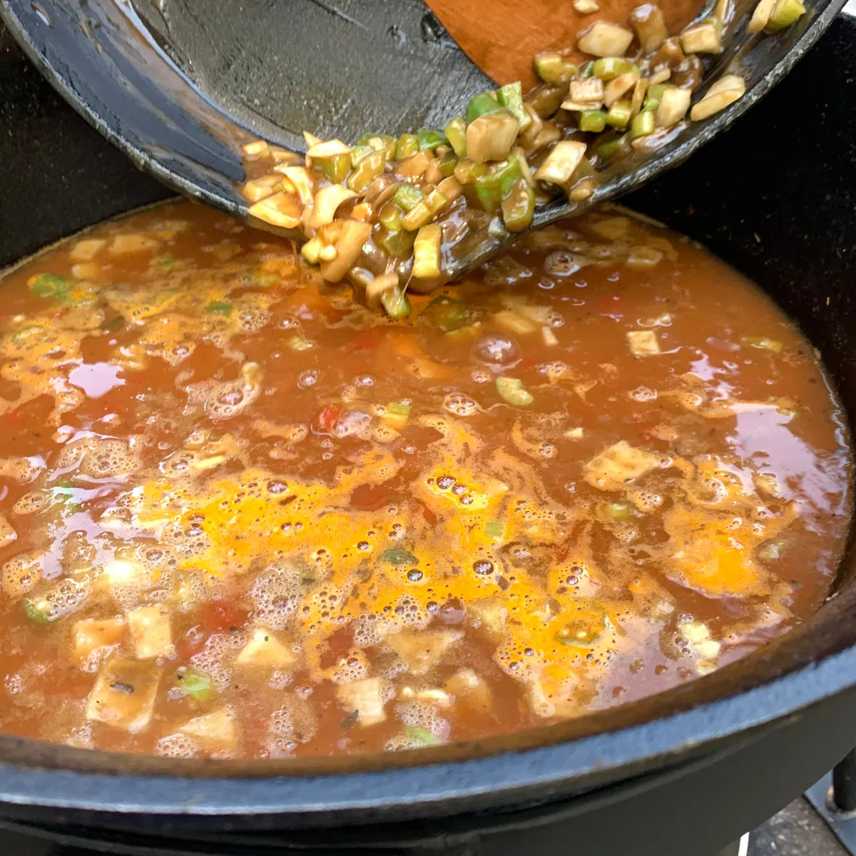 10gal Jambalaya Kettle Cast Iron Lid And Stand product image