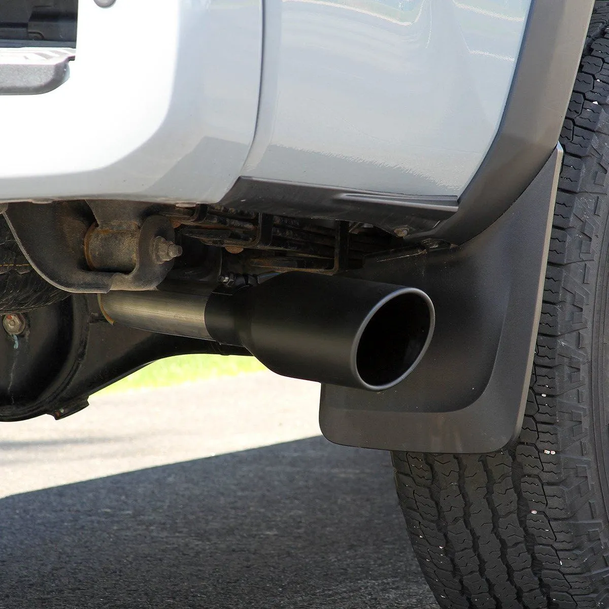 '16-23 Toyota Tacoma Flowmaster FlowFX Cat-Back Exhaust System product image