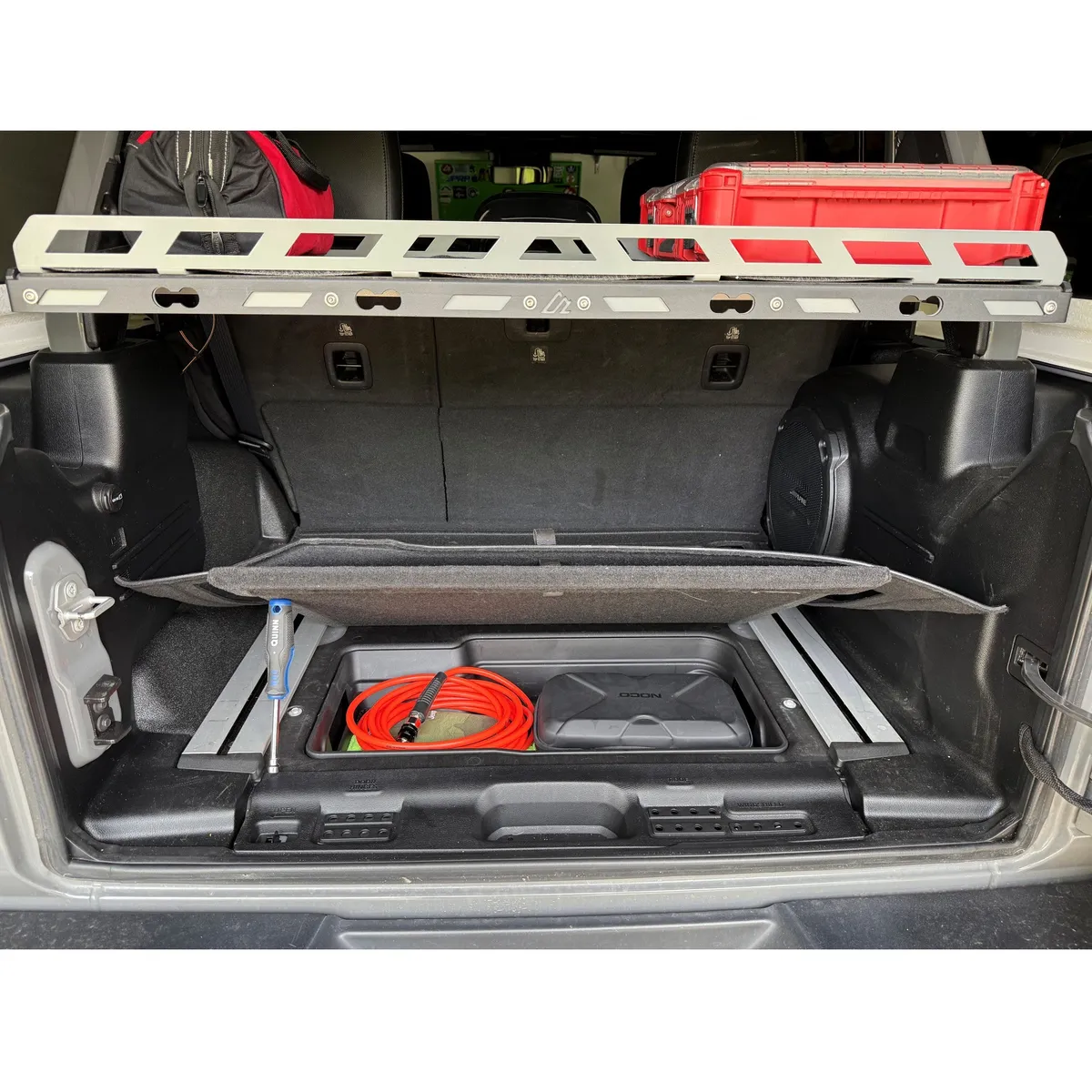 18-Current Jlu 4DR Rear Cargo Mat With Subwoofer Mesa Smoke product image