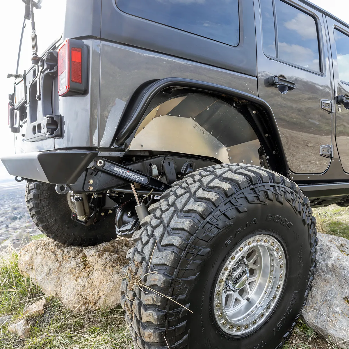 0718 Wrangler Rear Fender Inner Liner Raw product image
