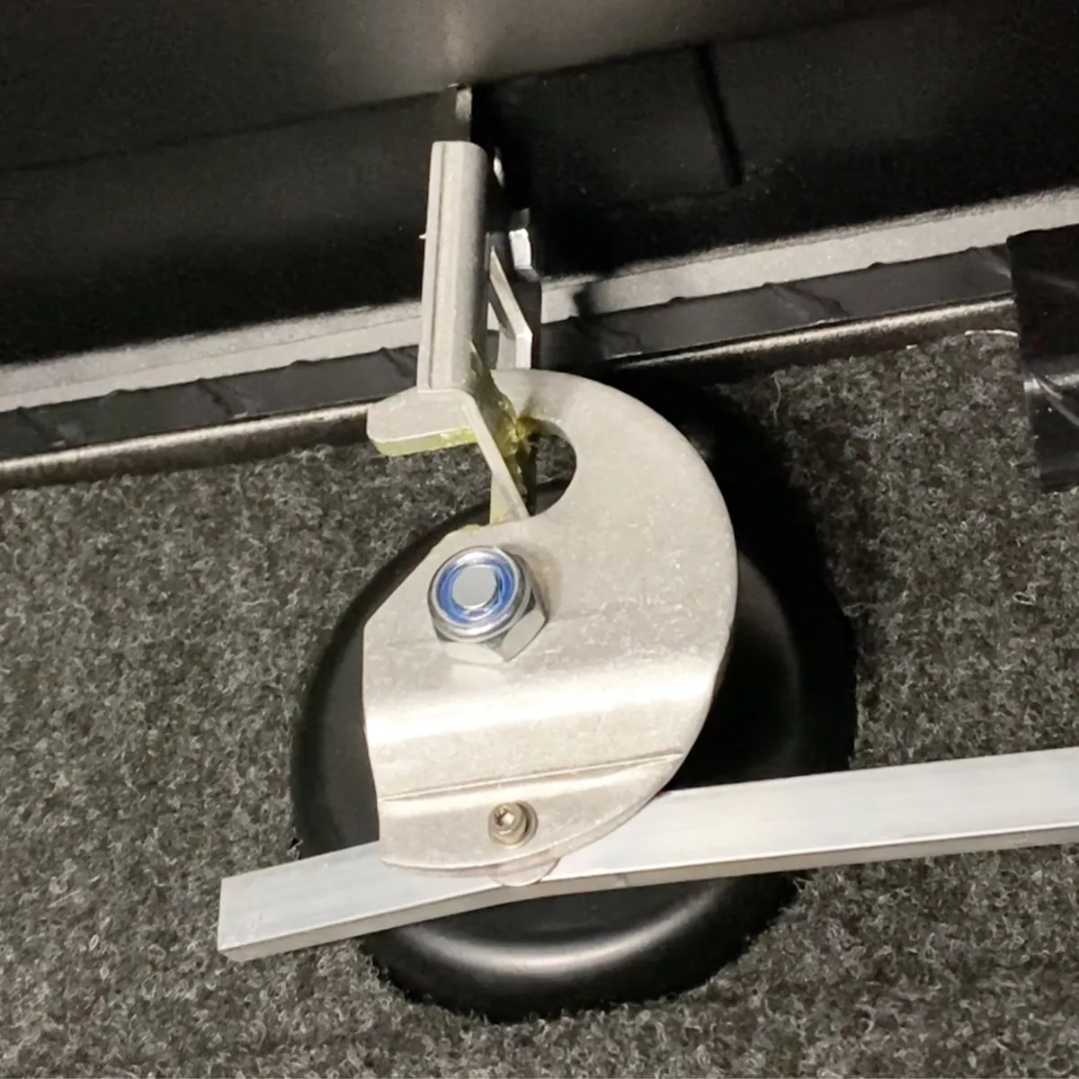 CamLocker S60LPBLRL 60 Tool Box - Low Profile Lid - Beveled Corners - with Rail - Polished product image