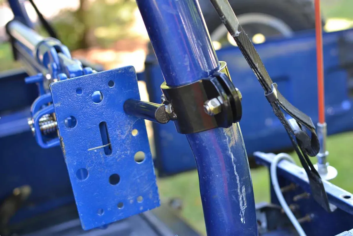 Recovery and Towing 1987-1995 High Lift Jack Mount Roll Bar Bare product image