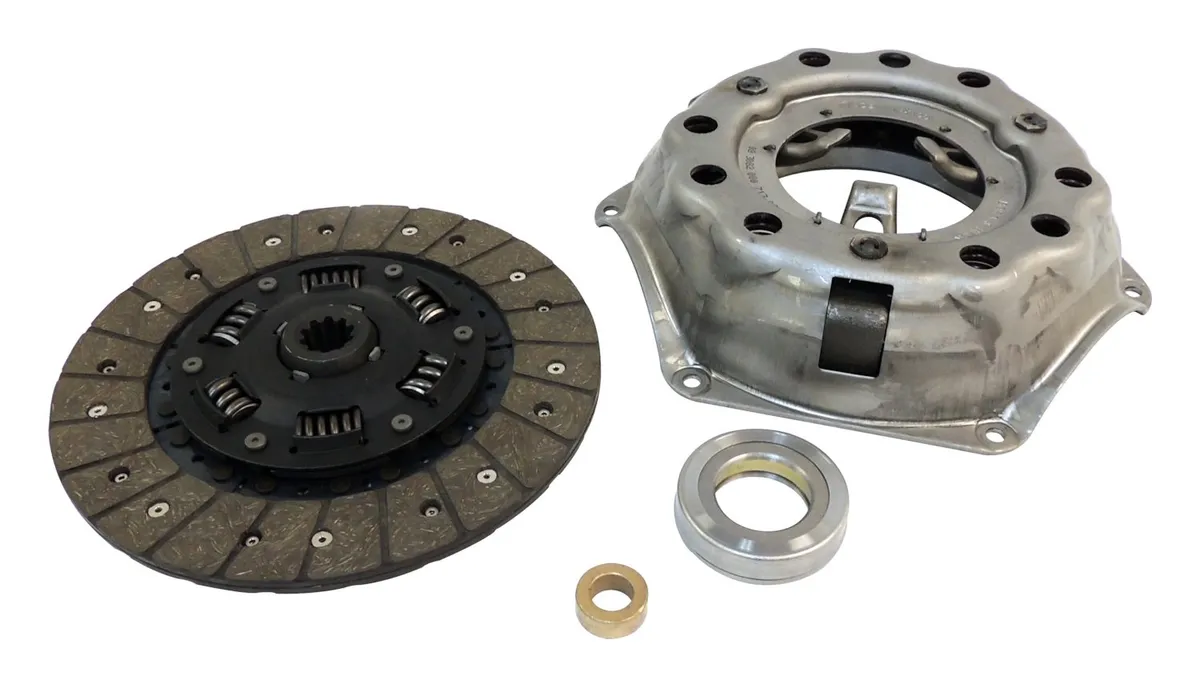 Clutch Kit; Incl. Clutch Disc/Pressure Plate/Clutch Release Bearing/Pilot Bearing; 9.25 in. Clutch Disc; 10 Splines; .938 in. Spline Dia.; product image
