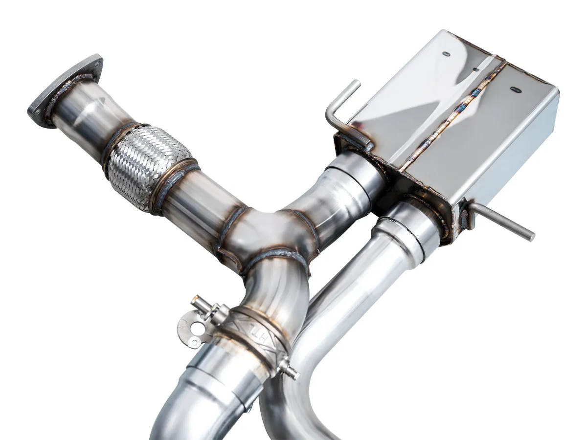 AWE SwitchPath Exhaust for C8 Corvette Z06 - Diamond Black Tips product image