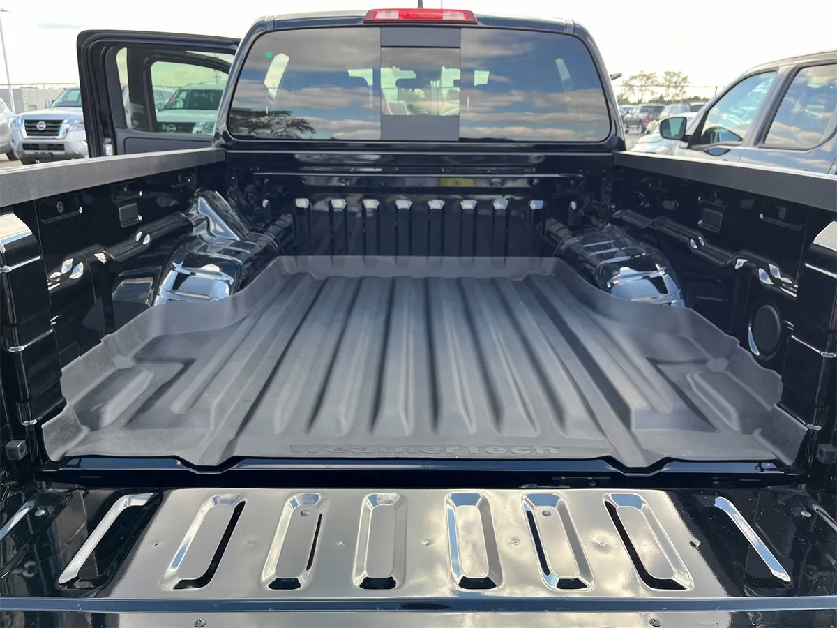 2022 - 2024 Black ImpactLiner Nissan Frontier product image