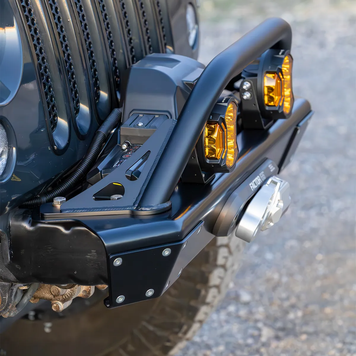 0718 Wrangler Legacy Front Bumper With Hoop Raw product image