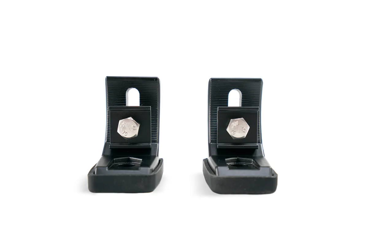 DV8 Offroad Besldbktsm Small Size Rear Slide Mount For Elite Series Light Bars Fits Be20sw105w product image