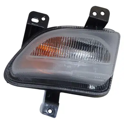 Crown Automotive Jeep Replacement Crown Automotive Jeep Replacement 68256431AA Right Parking Light for 2015-2018 Jeep BU Renegade (USA, Canada, & Mexico)
