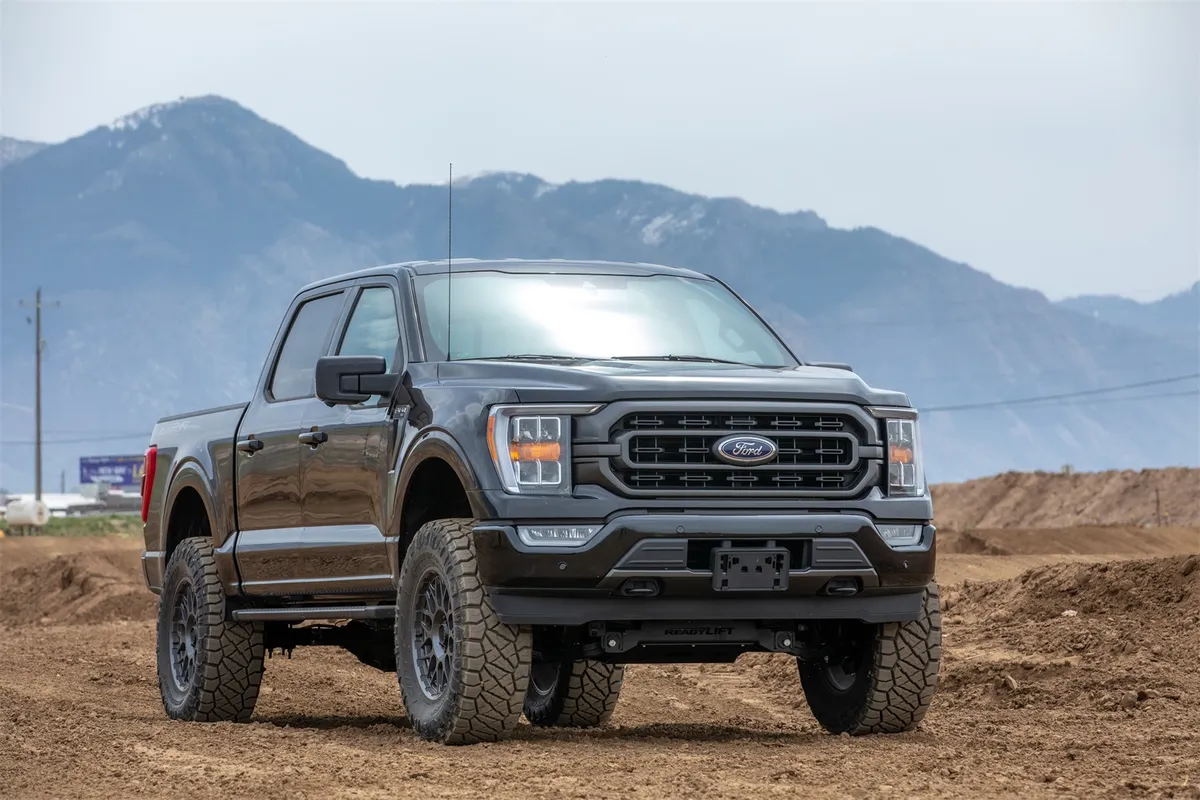 6'' Big Lift With SST3000 Rear Shocks 2021-2023 Ford F-150 product image
