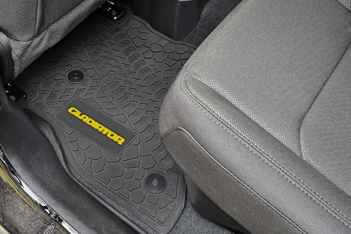 20-24 Jeep Gladiator Front and RearTire Tread/Scorched Earth Scene w/ Gladiator Insert - Black w/ Dark Blue Insert product image