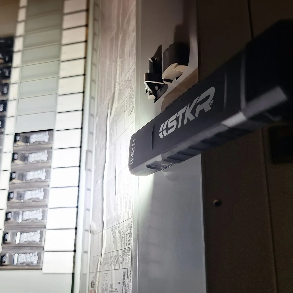 LP-EDC 5.0 Low Profile Everyday Carry Ultra-Thin Flashlight product image