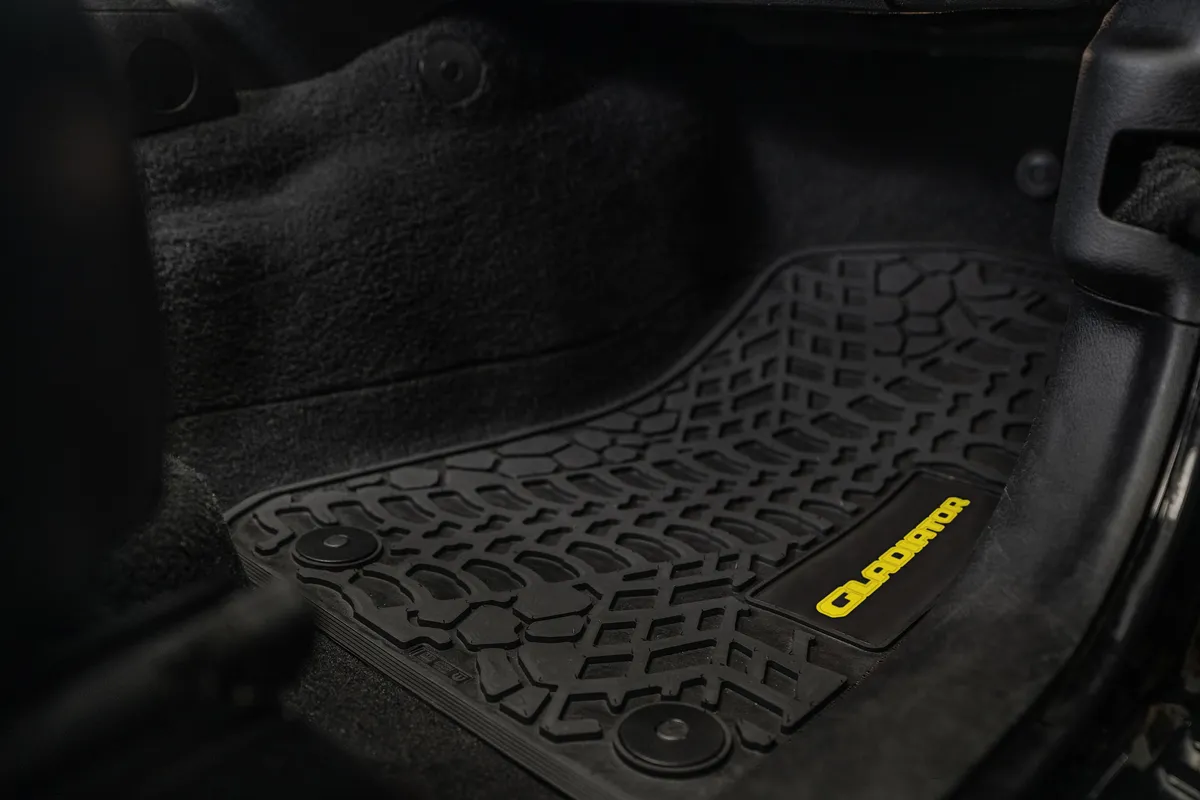 18-24 Jeep JL 2 Dr/Gladiator Front -Tire Tread/Scorched Earth Scene w/ Gladiator Insert - Black w/ Dark Blue Insert product image