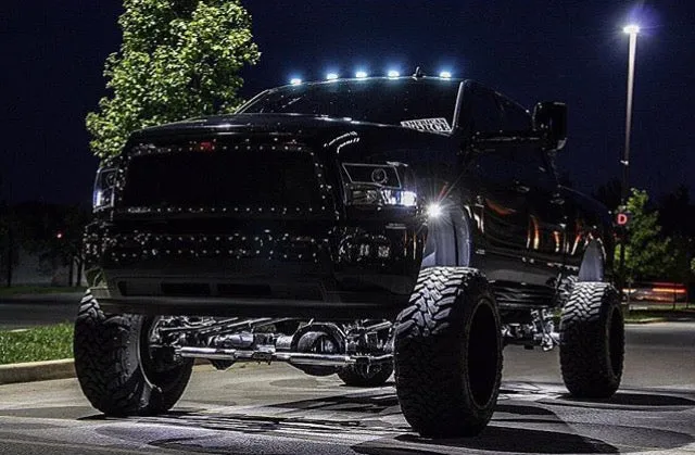 Dodge 03-19 Heavy-Duty 2500 and 3500 5-Piece Set Clear Cab Roof Light Kit with White and Amber Strobe LEDs and White o product image