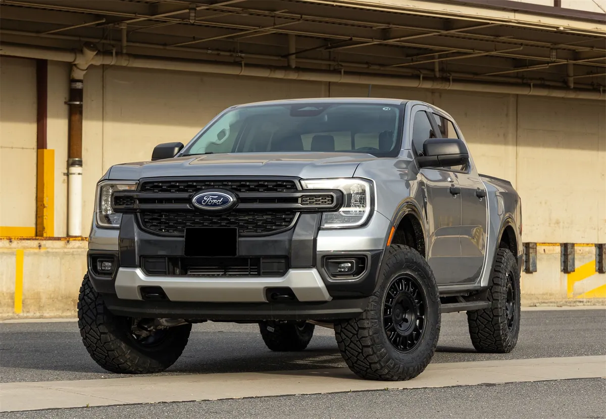 ReadyLift 2024-2025 Ford Ranger 4WD 1.5 Leveling Kit 66-24200 product image