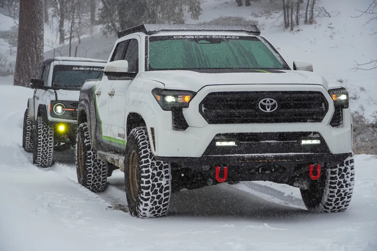 DV8 Offroad 2024-2025 Toyota Tacoma Double Cab Roof Rack - RRTT1-04 product image