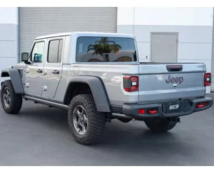 2020 Gladiator JT 3.6l v6 At/Mt AWD 4DR 2.75 Stype Climber Turndown Tip product image