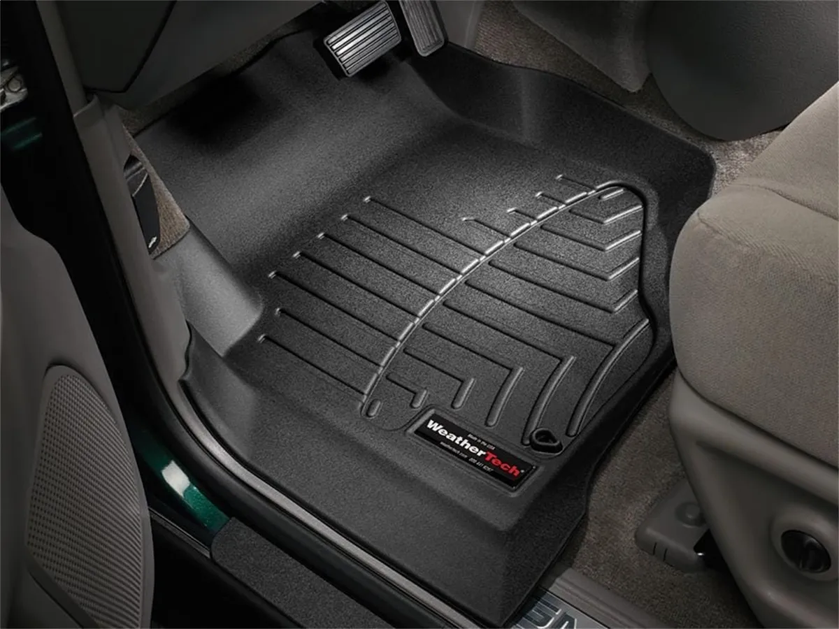 2004 - 2007 Buick Rainier Black Front FloorLiner / 2002 - 2009 Chevrolet Trailblazer Black Front FloorLiner w/o 3rd row / 2002 - 2004 Oldsmobile Bravada (4 door) Black Front FloorLiner product image
