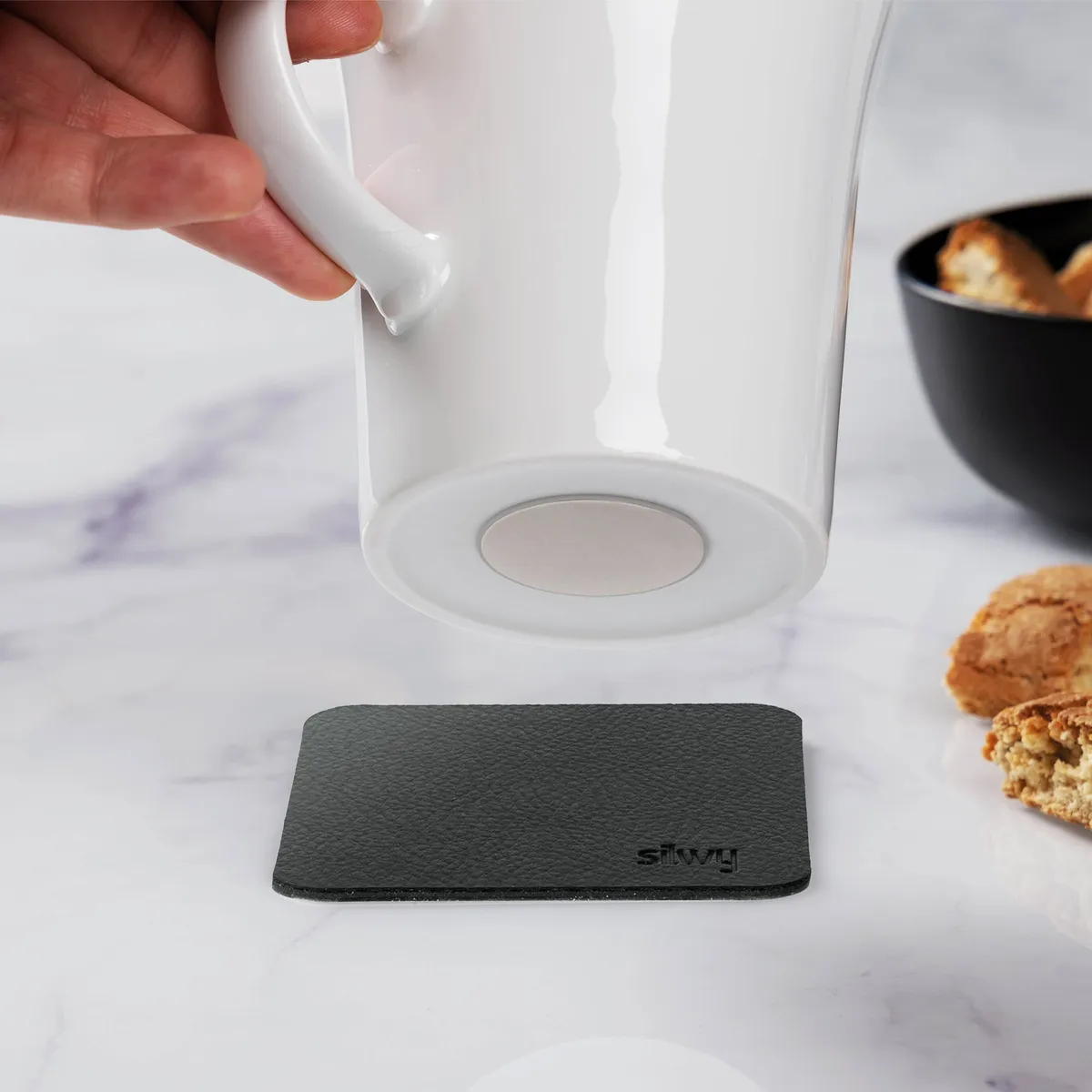Porcelain Magnetic Handle Cups Blk product image