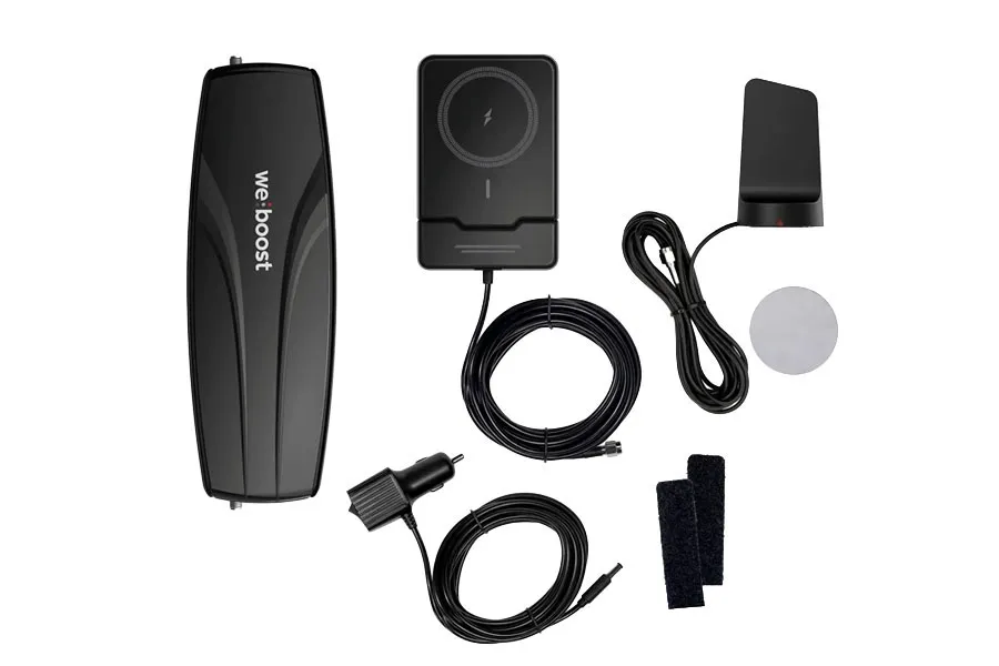 weBoost weBoost Dash Vehicle Signal Booster w/ Q12 Wireless Charger