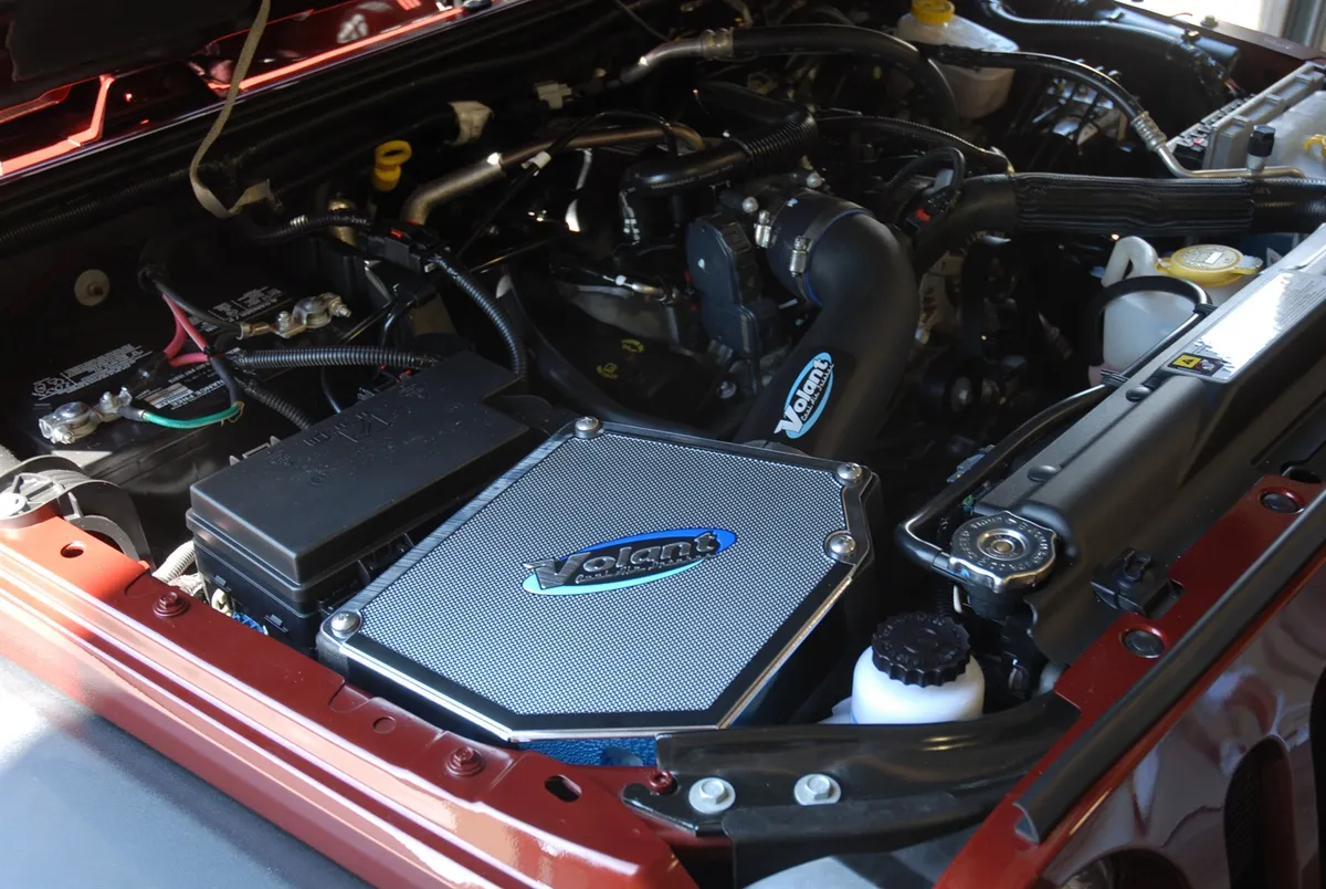 Cold Air Intake Kit; Incl. Closed Filter Box/Air Duct/PowerCore® Filter/Connectors/Clamps; product image