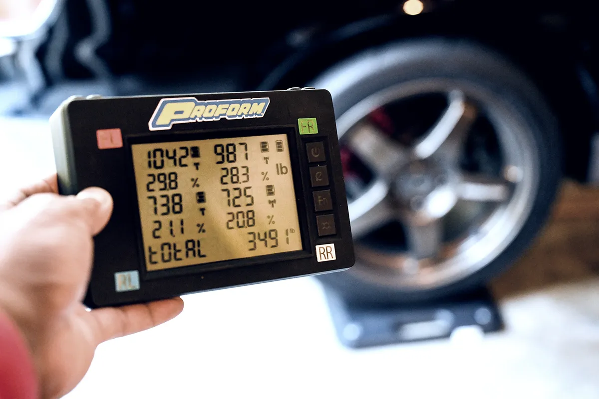 Slim Wireless Vehicle Scale System 7,000LB Capacity 1,750LB Per Pad Rating Includes 4 Pads Proform product image