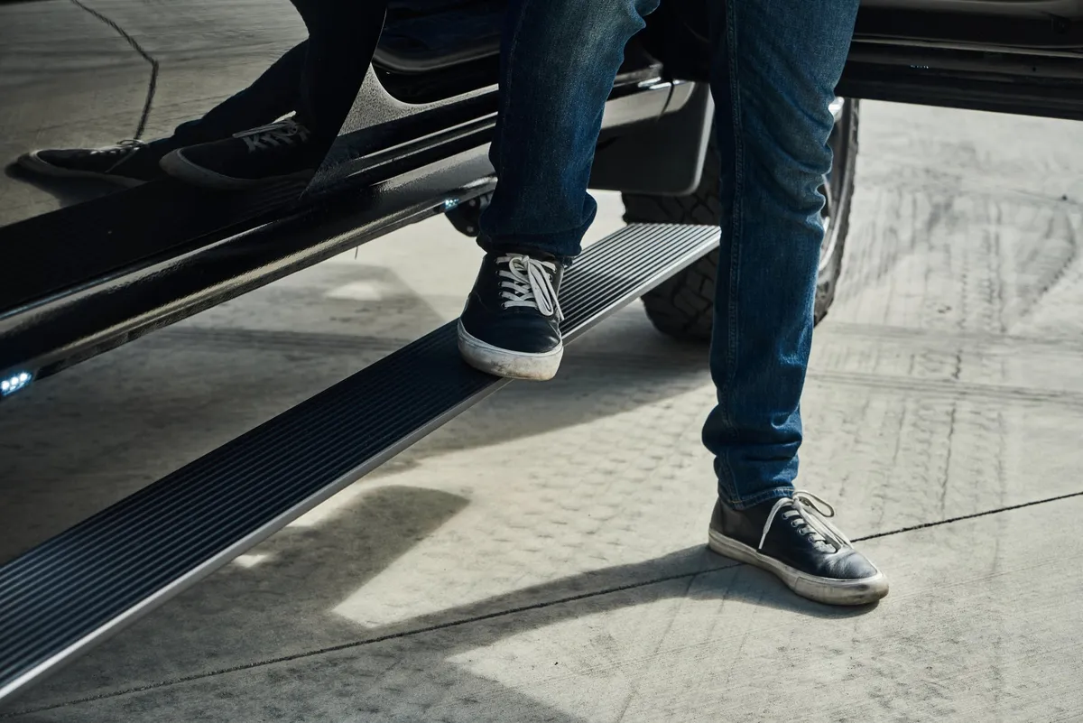 2019-2026 Chevrolet Silverado/Gmc Sierra 1500/2500/3500 Crew Cab E-Power Board Steps product image