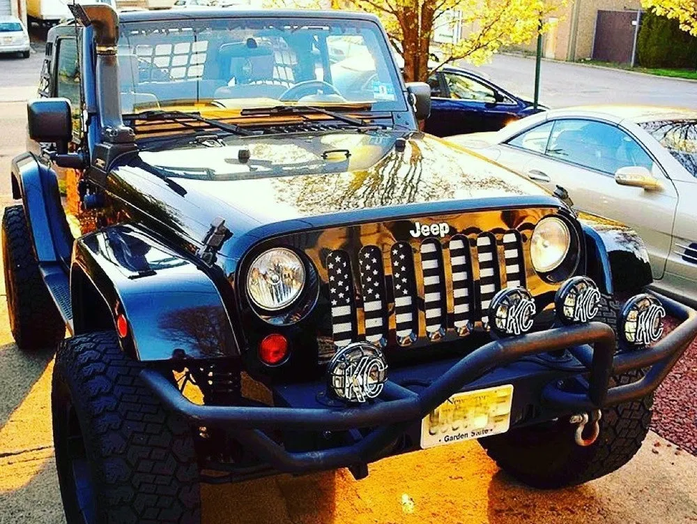 Black & White Collection American Flag Grille Inserts product image