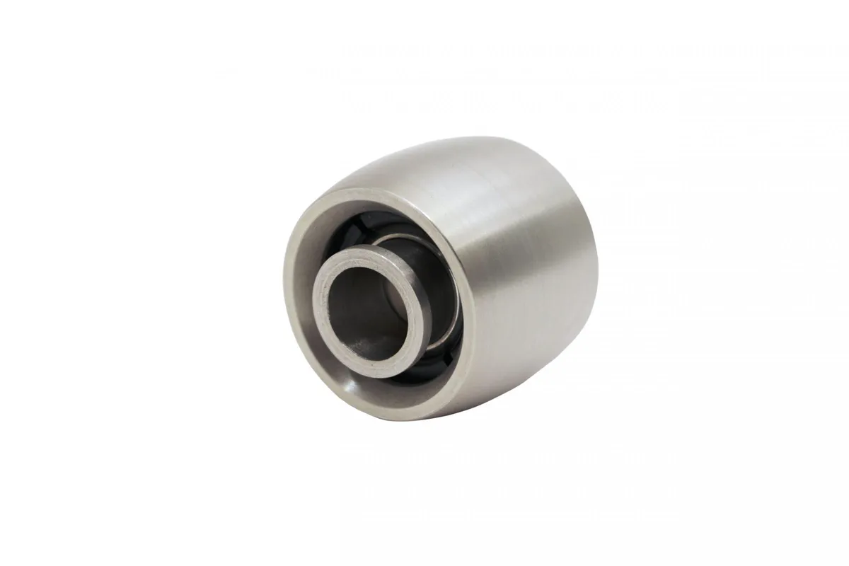 Ridetech 90002773 Weld-On R-Joint End - Includes 5/8 I.D. spacers for bracket spacing of 1.75 product image