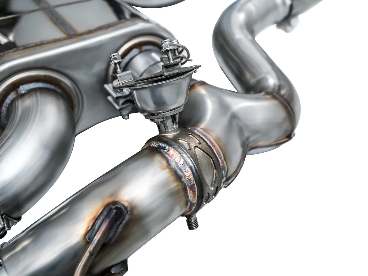 AWE SwitchPath™ Exhaust for BMW G87 M2 - Chrome Silver Tips product image
