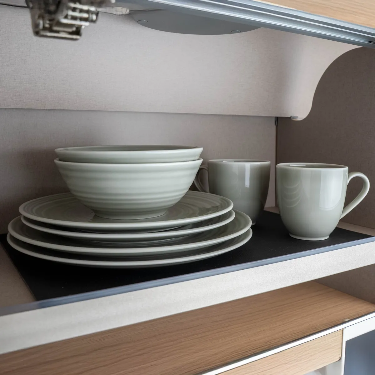 Magnetic porcelain tableware set ASH product image
