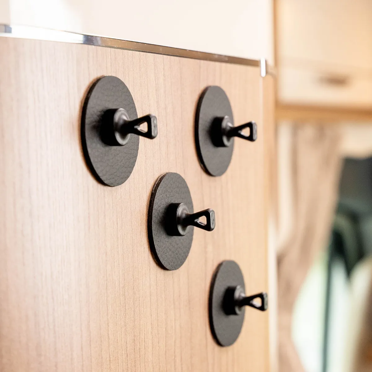 Magnetic pins FLEX incl. pads BLACK product image