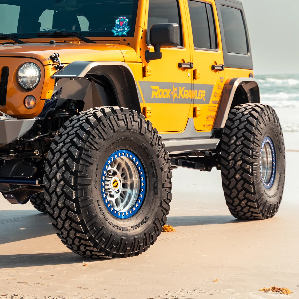 0718 Wrangler Rocker Trim Kit Raw product image