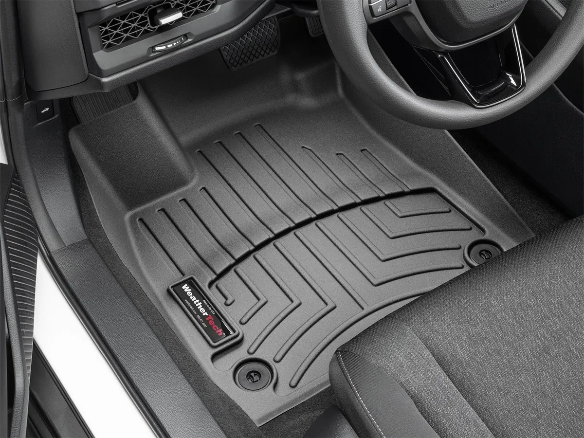 FloorLiner™ DigitalFit®; Black; Front; product image