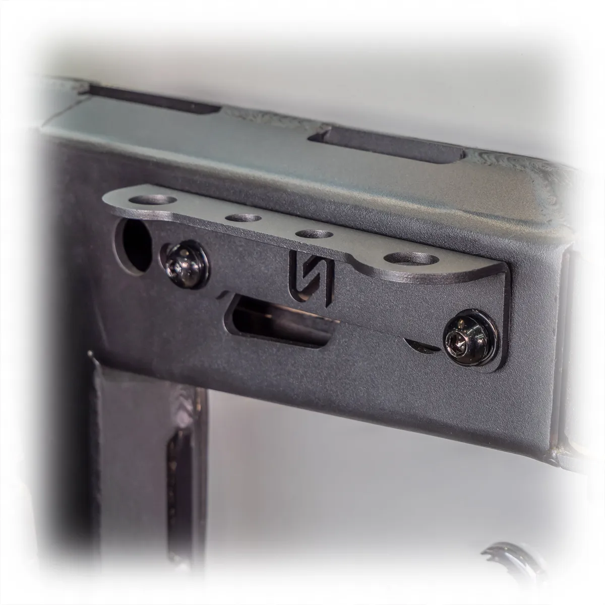 21c Bronco (Excludes Raptor) Tailgate Hinge Antenna/ Dune Flag Mount product image