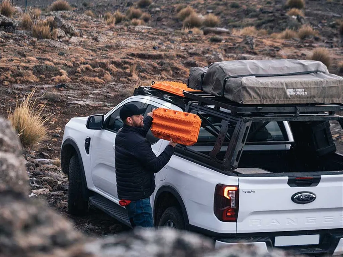 Front Runner Outfitters Pro Bed Universal Accessory Mount product image