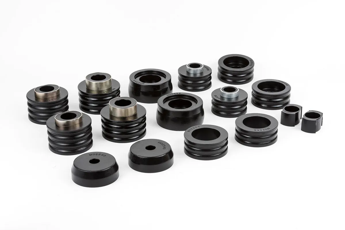 0105 Sporttrac 2/4wd Polyurethane Body Mounts(Bushings Only) product image