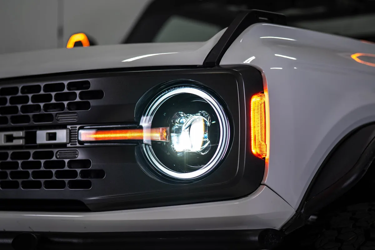 DV8 Offroad 2021-2025 Ford Bronco Black Headlights HLCBR-01 product image